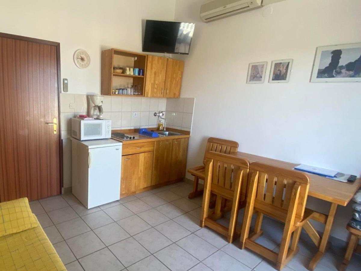 Apartmani Sunset Lopar Exterior foto
